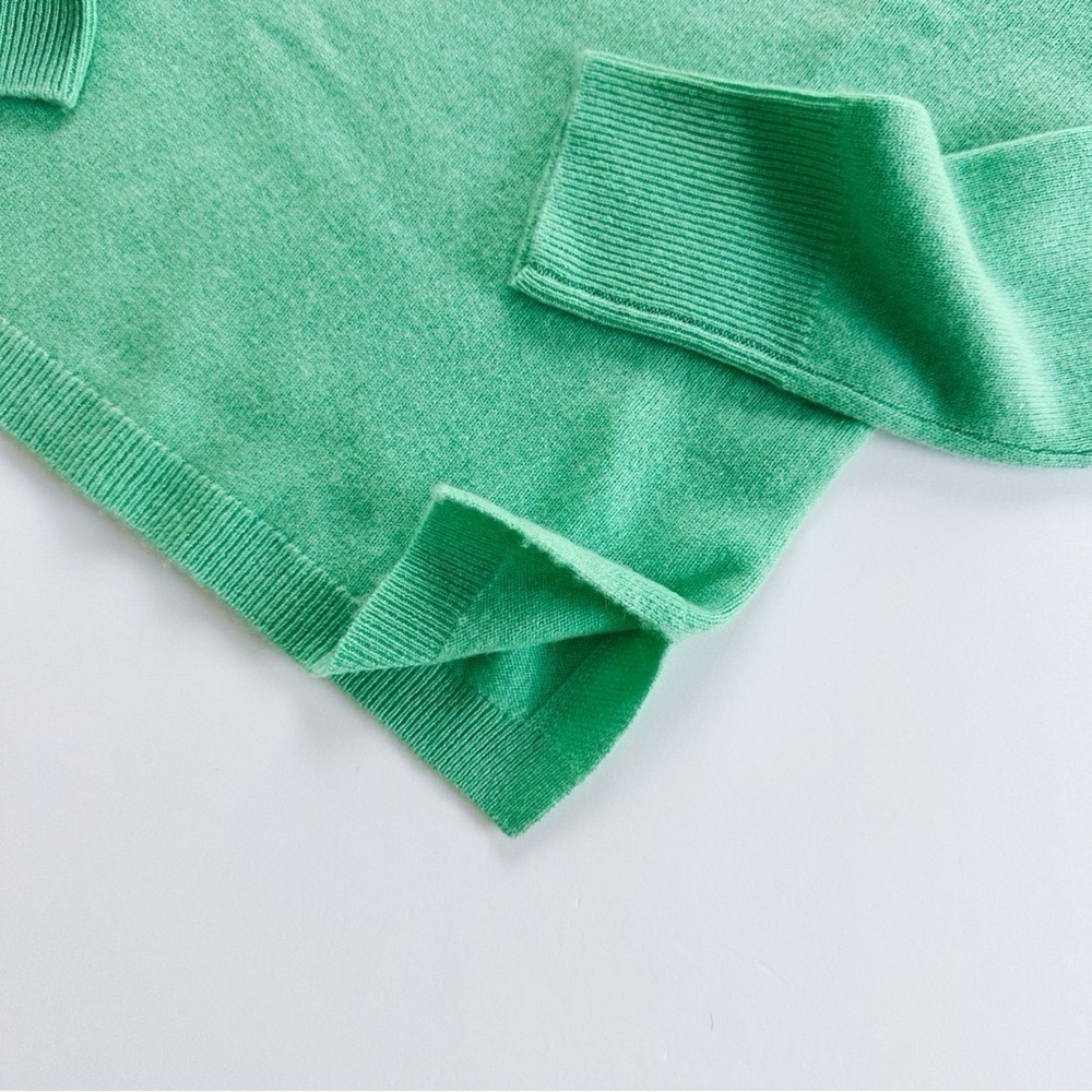 J.Crew Women’s Cashmere Classic Green Crew Neck Sweater - Picture 6 of 7